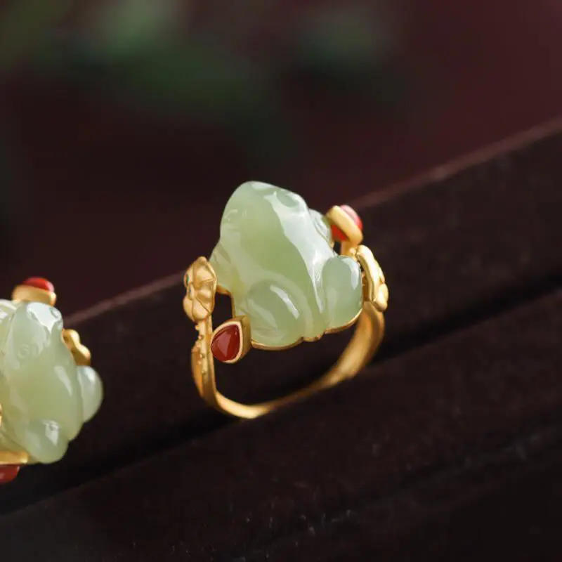 Wedding Yes - Green Jade Frog Rings Charms Natural