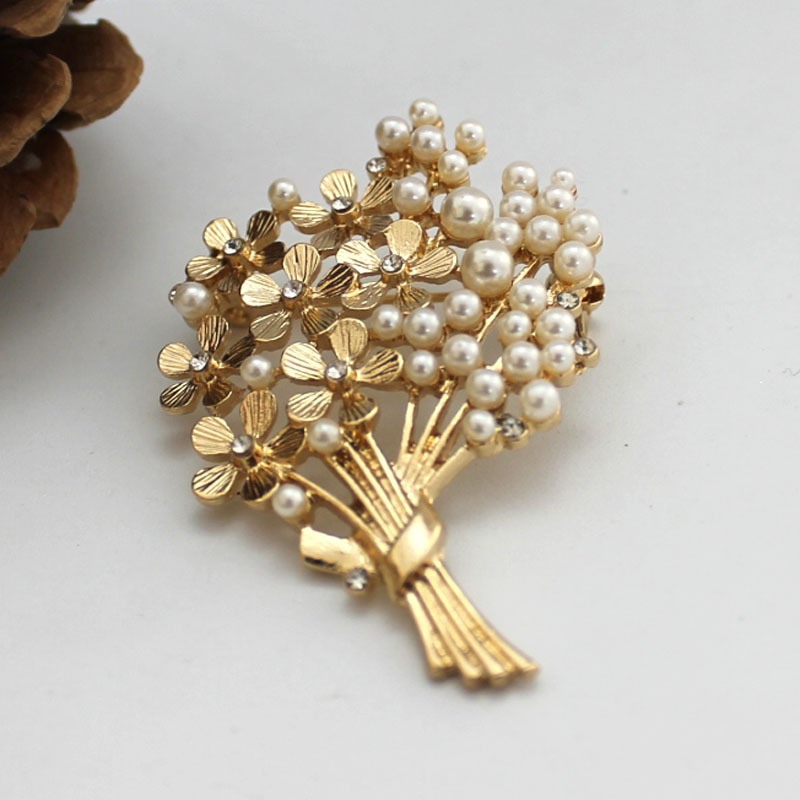 Ladies Delicate Bouquet Pearl  - Suit Supply Wedding Party recension och pris