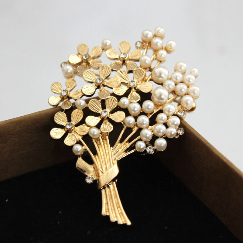 Ladies Delicate Bouquet Pearl  - Suit Supply Wedding Party recension och pris