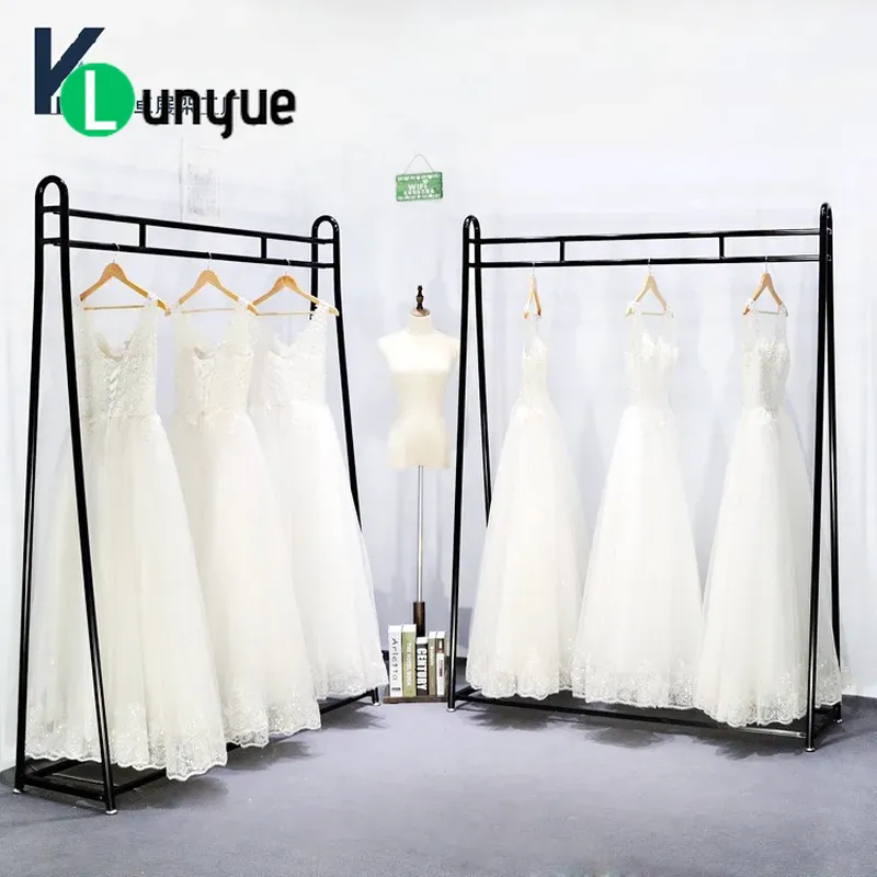 Bold Wedding Dress Rack Floor  - Wedding Solution recension och pris